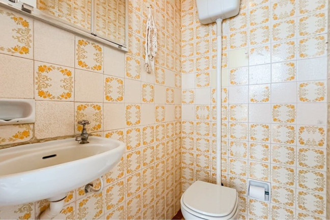 Imagem Casa com 4 Quartos à Venda, 233 m² em Santa Maria Goretti - Porto Alegre Imagem Casa com 4 Quartos à Venda, 233 m² em Santa Maria Goretti - Porto Alegre