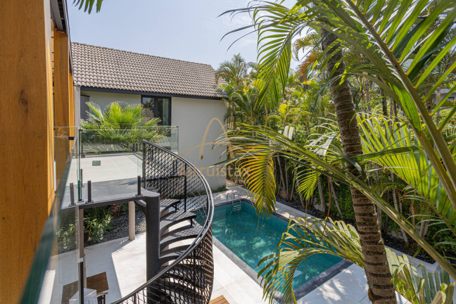 Imagem Casa com 5 Quartos à Venda, 354 m² em Alphaville - Santana De Parnaíba Imagem Casa com 5 Quartos à Venda, 354 m² em Alphaville - Santana De Parnaíba