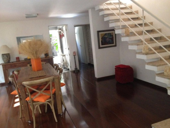 Casa com 4 Quartos à Venda, 144 m² em Jardim Paulista - São Paulo