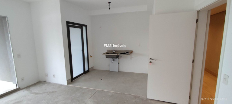 Imagem Imóvel com 3 Quartos à Venda, 77 m² em Moema - São Paulo Imagem Imóvel com 3 Quartos à Venda, 77 m² em Moema - São Paulo