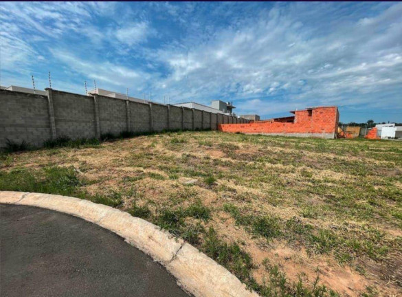 Terreno à Venda, 446 m² em Condomínio Jardim Laguna - Indaiatuba