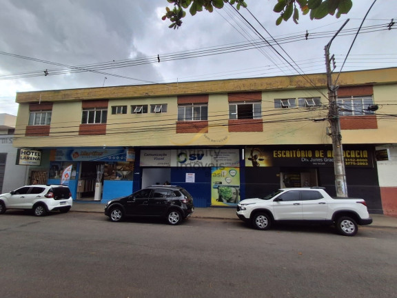 Imóvel Comercial à Venda, 3.000 m² em Centro - Sete Lagoas