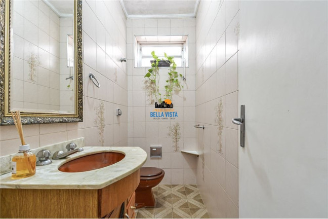 Imagem Casa com 4 Quartos à Venda, em Moema - São Paulo Imagem Casa com 4 Quartos à Venda, em Moema - São Paulo