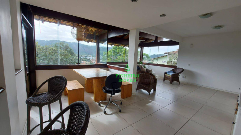 Imagem Casa com 4 Quartos à Venda, 193 m² em Itaipu - Niterói Imagem Casa com 4 Quartos à Venda, 193 m² em Itaipu - Niterói