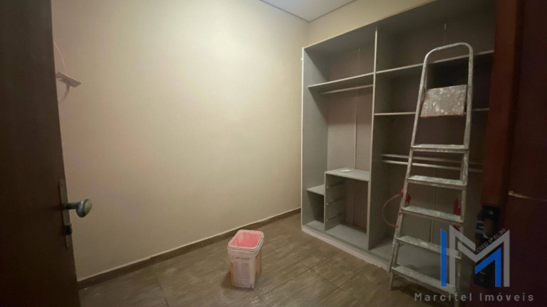 Imagem Casa com 4 Quartos à Venda, 150 m² em Jardim Leonor - Carapicuíba