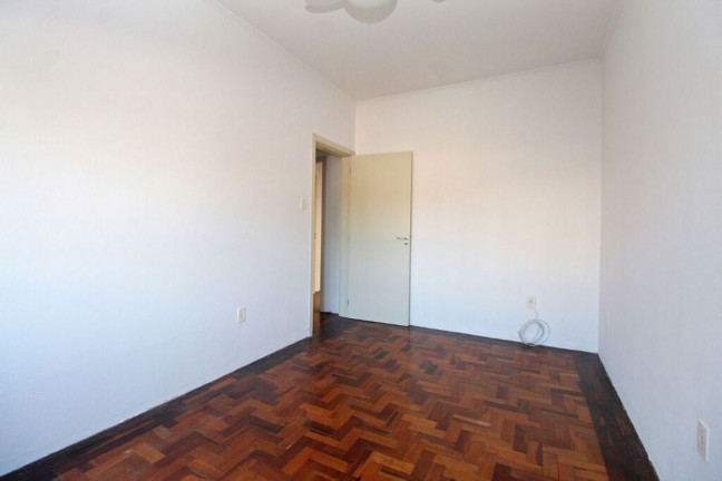 Imagem Imóvel com 2 Quartos à Venda, 58 m² em Menino Deus - Porto Alegre Imagem Imóvel com 2 Quartos à Venda, 58 m² em Menino Deus - Porto Alegre