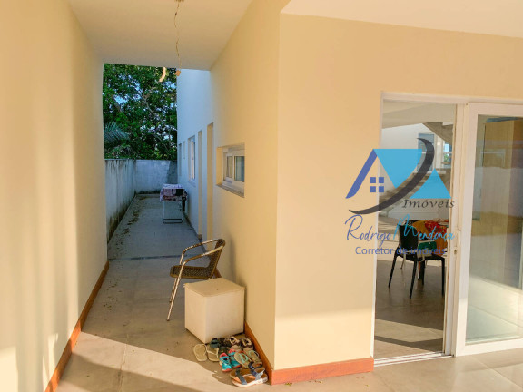 Imagem Casa com 4 Quartos à Venda, 260 m² em Portão - Lauro De Freitas Imagem Casa com 4 Quartos à Venda, 260 m² em Portão - Lauro De Freitas