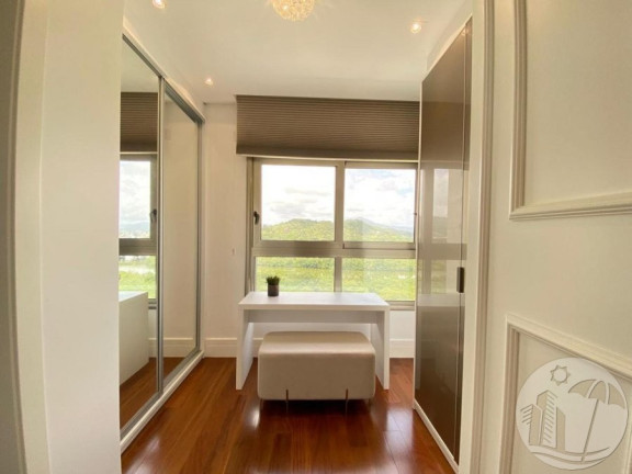 Imagem Apartamento com 5 Quartos à Venda, 317 m² em Centro - Balneário Camboriú Imagem Apartamento com 5 Quartos à Venda, 317 m² em Centro - Balneário Camboriú