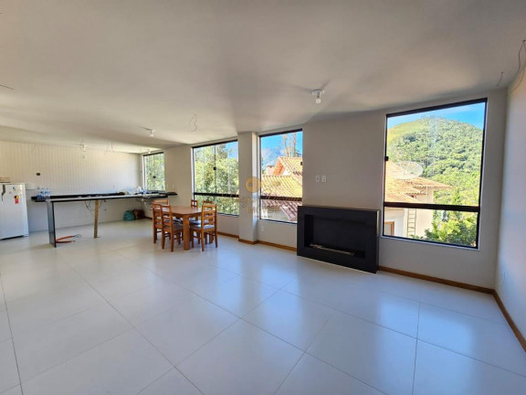 Imagem Casa com 3 Quartos à Venda, 200 m² em Vargem Grande - Teresópolis Imagem Casa com 3 Quartos à Venda, 200 m² em Vargem Grande - Teresópolis