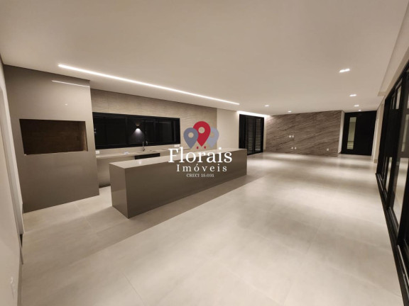 Imagem Casa com 4 Quartos à Venda, 363 m² em Florais Do Valle - Cuiabá Imagem Casa com 4 Quartos à Venda, 363 m² em Florais Do Valle - Cuiabá