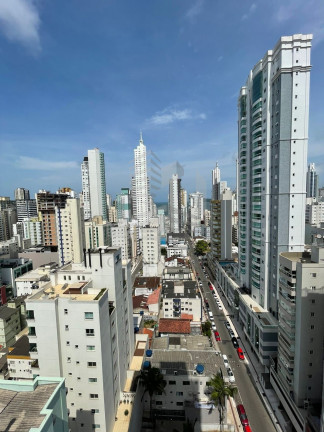 Imagem Apartamento com 3 Quartos à Venda, 130 m² em Centro - Balneário Camboriú Imagem Apartamento com 3 Quartos à Venda, 130 m² em Centro - Balneário Camboriú