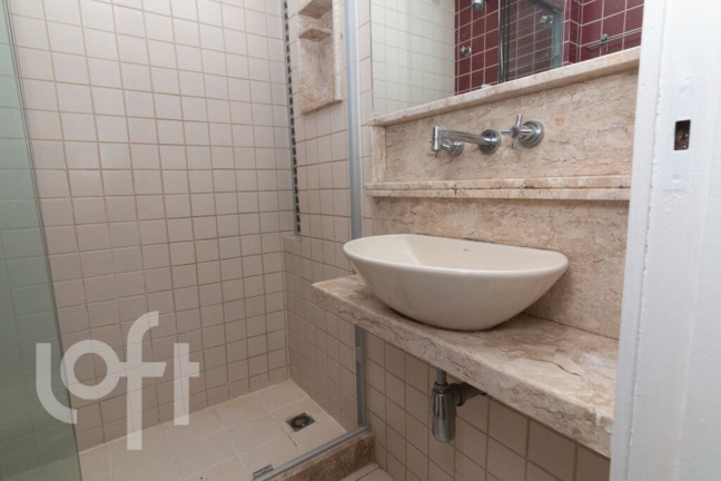 Imagem Imóvel com 2 Quartos à Venda, 83 m² em Lagoa - Rio De Janeiro Imagem Imóvel com 2 Quartos à Venda, 83 m² em Lagoa - Rio De Janeiro