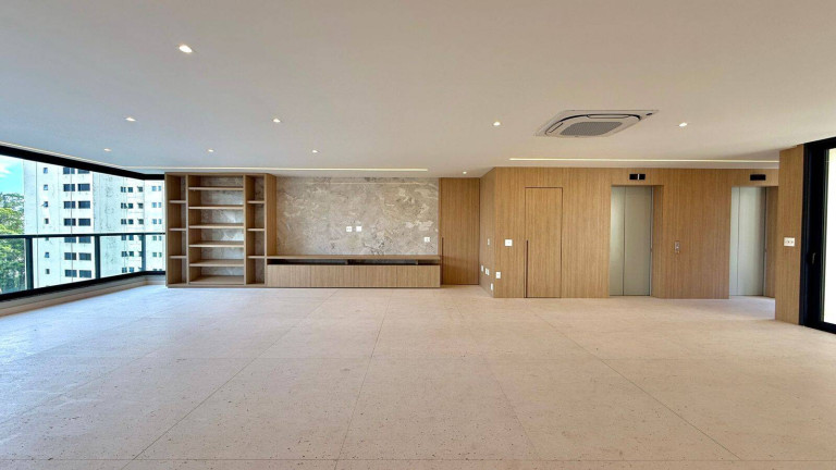 Imagem Apartamento com 3 Quartos à Venda, 281 m² em São Paulo Imagem Apartamento com 3 Quartos à Venda, 281 m² em São Paulo