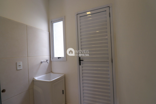 Imagem Casa com 2 Quartos à Venda, 42 m² Imagem Casa com 2 Quartos à Venda, 42 m²
