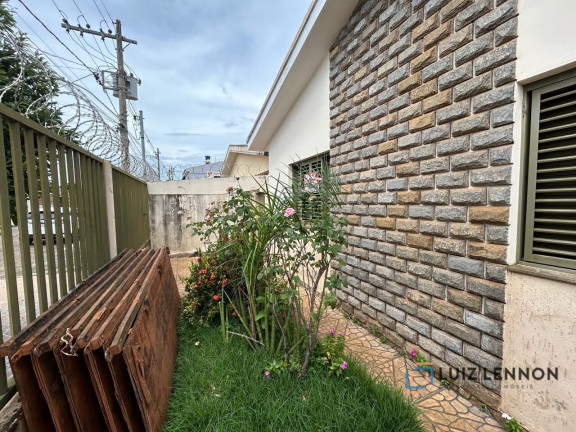 Casa com 4 Quartos à Venda, 176 m² em Santa Terezinha - Patos De Minas