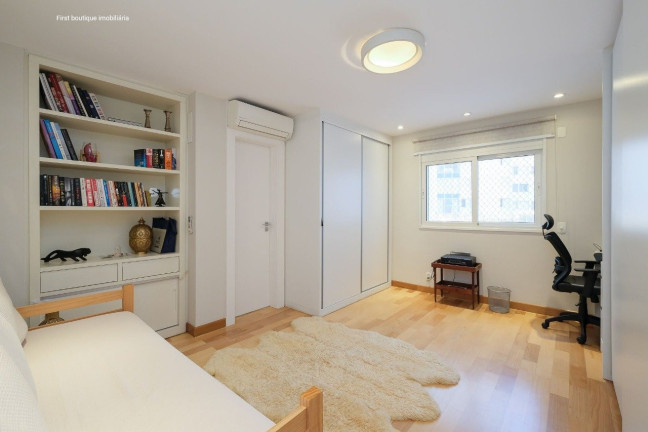 Imagem Apartamento com 4 Quartos à Venda,  em Pacaembu - São Paulo
