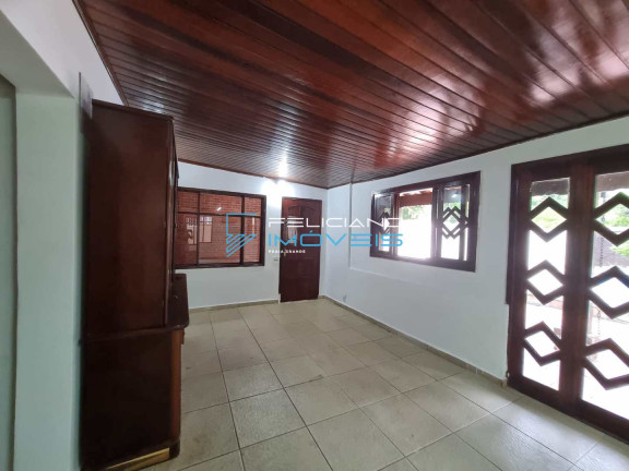 Imagem Casa com 3 Quartos à Venda, 405 m² em Canto Do Forte - Praia Grande Imagem Casa com 3 Quartos à Venda, 405 m² em Canto Do Forte - Praia Grande