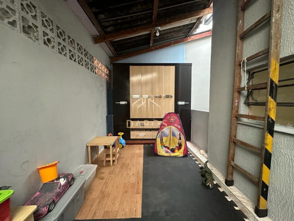 Imagem Casa com 3 Quartos à Venda, 72 m² em Alto Boqueirão - Curitiba Imagem Casa com 3 Quartos à Venda, 72 m² em Alto Boqueirão - Curitiba