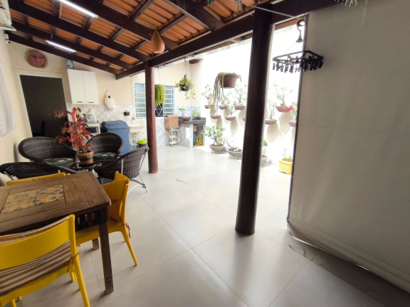 Imagem Casa com 3 Quartos à Venda, 225 m² em Aruana 1 - Goiania Imagem Casa com 3 Quartos à Venda, 225 m² em Aruana 1 - Goiania