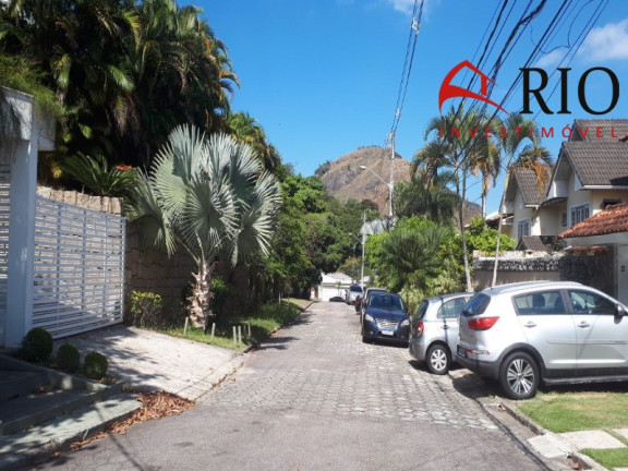 Imagem Imóvel à Venda, 7.478 m² em Freguesia (jacarepaguá) - Rio De Janeiro Imagem Imóvel à Venda, 7.478 m² em Freguesia (jacarepaguá) - Rio De Janeiro