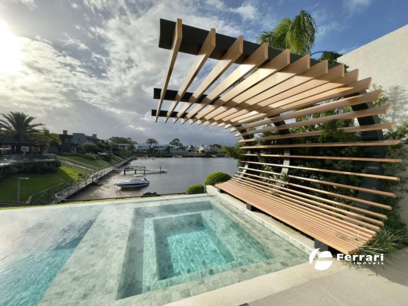 Imagem Casa de Condomínio com 5 Quartos à Venda, 596 m² em Morada Do Sol - Capão Da Canoa Imagem Casa de Condomínio com 5 Quartos à Venda, 596 m² em Morada Do Sol - Capão Da Canoa
