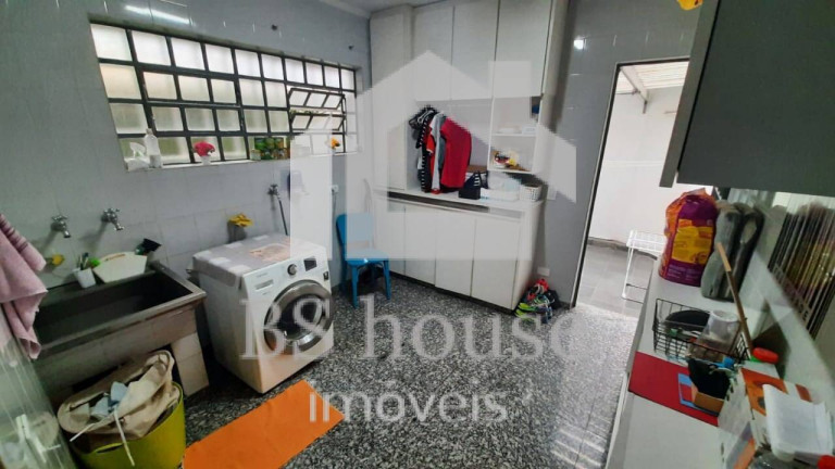 Imagem Sobrado com 3 Quartos à Venda, 300 m² em Vila Pires - Santo André