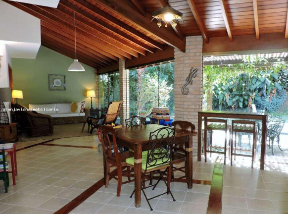 Imagem Casa à Venda, em Forest Hills - Jandira Imagem Casa à Venda, em Forest Hills - Jandira