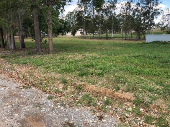 Imagem Terreno à Venda, 450 m² em Condomínio Ninho Verde I - Porangaba Imagem Terreno à Venda, 450 m² em Condomínio Ninho Verde I - Porangaba