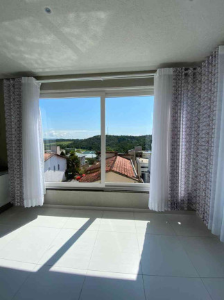 Imagem Casa com 4 Quartos à Venda, 250 m² em Aruã - Mogi Das Cruzes Imagem Casa com 4 Quartos à Venda, 250 m² em Aruã - Mogi Das Cruzes