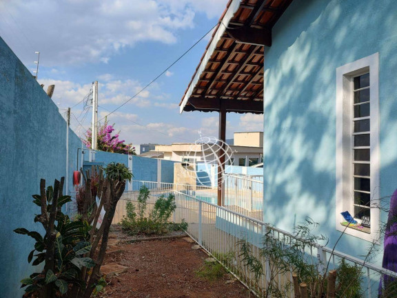 Imagem Casa com 3 Quartos à Venda, 360 m² em Jardim Do Lago - Atibaia Imagem Casa com 3 Quartos à Venda, 360 m² em Jardim Do Lago - Atibaia