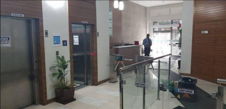 Imagem Sala Comercial à Venda ou Locação, 320 m² em Centro - Niterói Imagem Sala Comercial à Venda ou Locação, 320 m² em Centro - Niterói