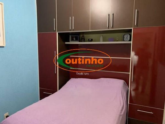 Imagem Casa com 3 Quartos à Venda, 190 m² em Maracanã - Rio De Janeiro Imagem Casa com 3 Quartos à Venda, 190 m² em Maracanã - Rio De Janeiro