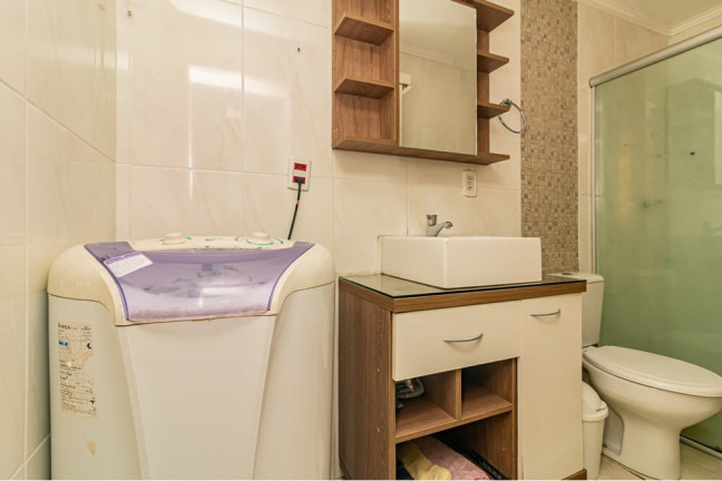Imagem Imóvel com 2 Quartos à Venda, em Menino Deus - Porto Alegre Imagem Imóvel com 2 Quartos à Venda, em Menino Deus - Porto Alegre