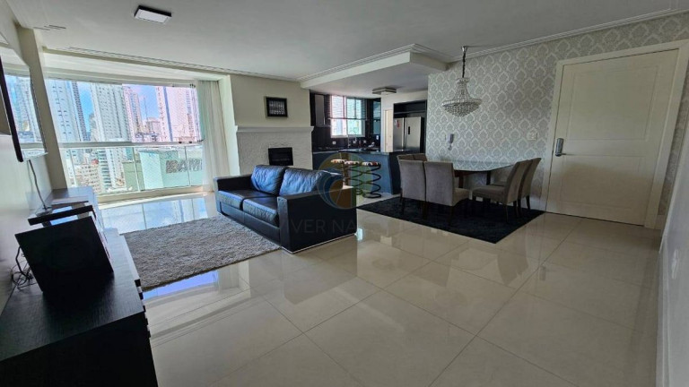 Imagem Apartamento com 3 Quartos à Venda, 133 m² em Centro - Balneário Camboriú Imagem Apartamento com 3 Quartos à Venda, 133 m² em Centro - Balneário Camboriú