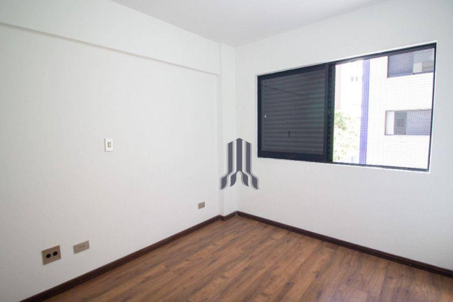Imagem Apartamento com 4 Quartos à Venda, 106 m² em Cabral - Curitiba Imagem Apartamento com 4 Quartos à Venda, 106 m² em Cabral - Curitiba