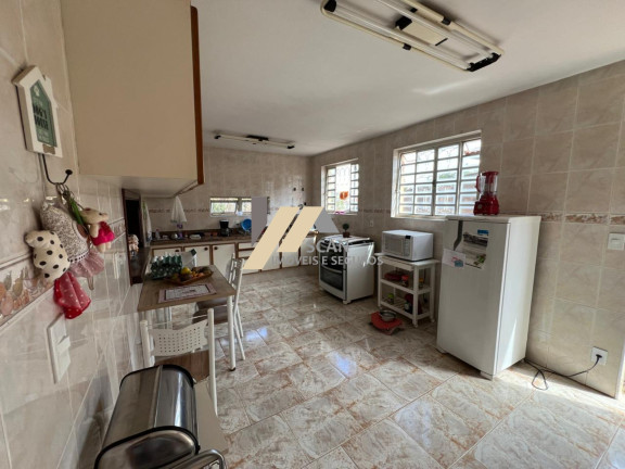 Imagem Casa com 4 Quartos à Venda, 403 m² em Bairro Das Palmeiras - Campinas Imagem Casa com 4 Quartos à Venda, 403 m² em Bairro Das Palmeiras - Campinas