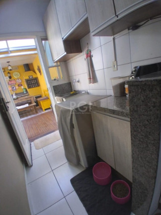 Imagem Imóvel com 3 Quartos à Venda, em Hípica - Porto Alegre Imagem Imóvel com 3 Quartos à Venda, em Hípica - Porto Alegre