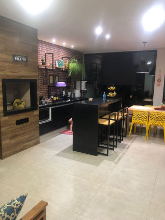 Imagem Casa com 4 Quartos à Venda, 285 m² em Setor Habitacional Arniqueira (águas Claras) - Brasília Imagem Casa com 4 Quartos à Venda, 285 m² em Setor Habitacional Arniqueira (águas Claras) - Brasília