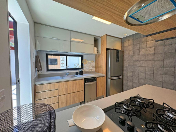 Imagem Casa com 4 Quartos à Venda, 203 m² em Tijuca - Teresópolis Imagem Casa com 4 Quartos à Venda, 203 m² em Tijuca - Teresópolis