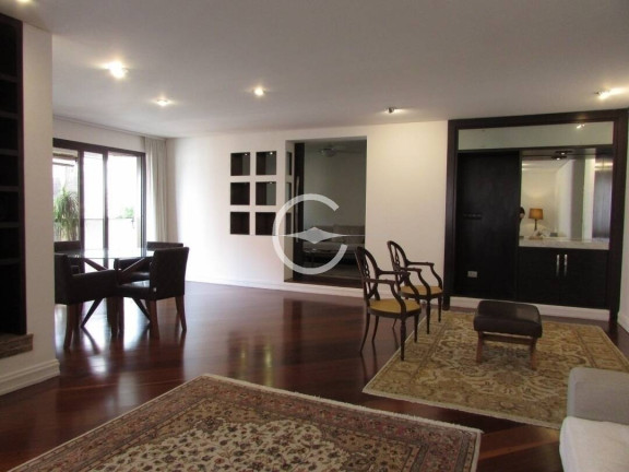 Apartamento com 3 Quartos para Alugar, 245 m² em Itaim Bibi - São Paulo