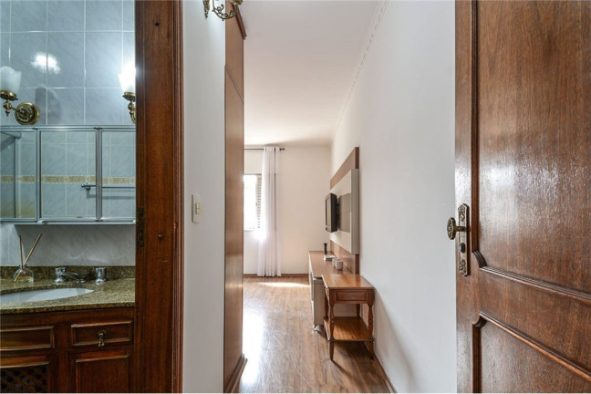 Imagem Casa com 3 Quartos à Venda, 246 m² em Vila Mariana - São Paulo Imagem Casa com 3 Quartos à Venda, 246 m² em Vila Mariana - São Paulo