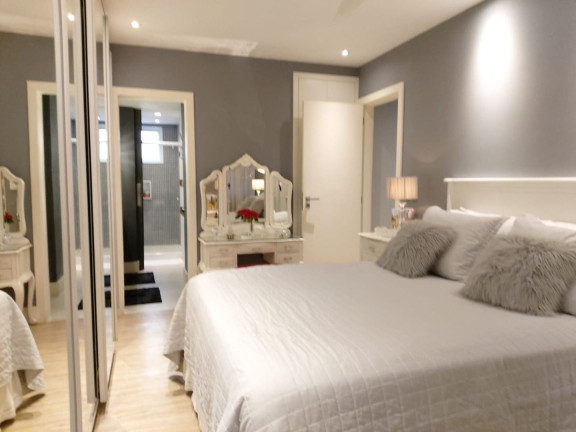 Imagem Apartamento com 4 Quartos à Venda, 220 m² em Icaraí - Niterói Imagem Apartamento com 4 Quartos à Venda, 220 m² em Icaraí - Niterói