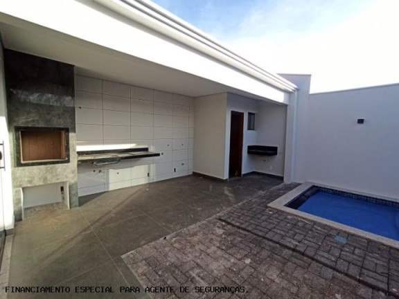 Imagem Casa com 2 Quartos à Venda, 125 m² em Parque Avenida - Maringá Imagem Casa com 2 Quartos à Venda, 125 m² em Parque Avenida - Maringá