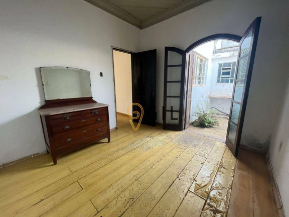 Imagem Casa com 2 Quartos à Venda, 228 m² em Centro - Jacareí Imagem Casa com 2 Quartos à Venda, 228 m² em Centro - Jacareí