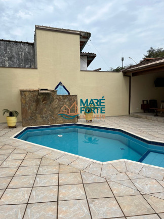 Imagem Sobrado com 5 Quartos à Venda, 375 m² em Centro - Ubatuba Imagem Sobrado com 5 Quartos à Venda, 375 m² em Centro - Ubatuba