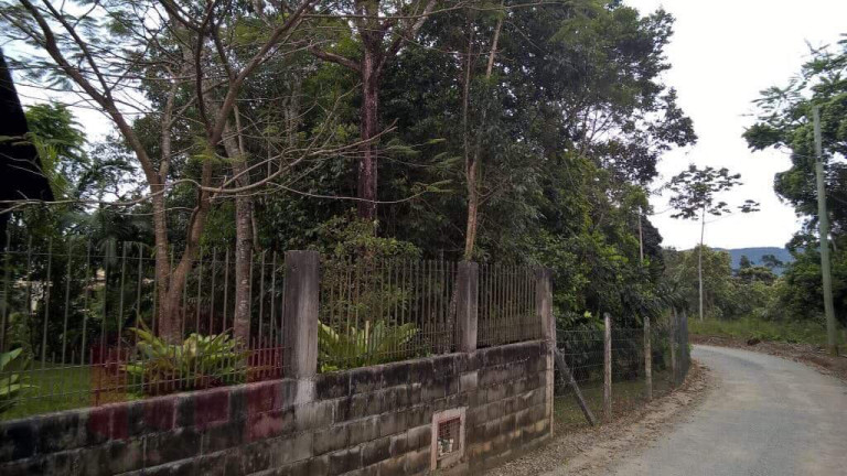 Imagem Imóvel com 2 Quartos à Venda, 1.800 m²