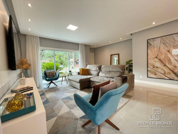 Imagem Casa com 3 Quartos à Venda, 246 m² em Parque Do Imbui - Teresópolis Imagem Casa com 3 Quartos à Venda, 246 m² em Parque Do Imbui - Teresópolis