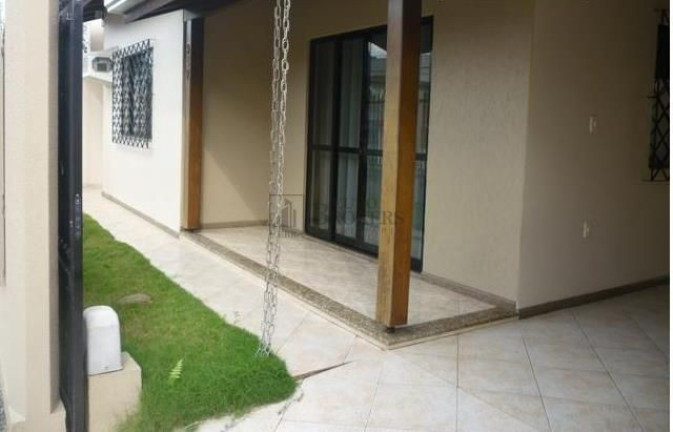 Imagem Casa com 3 Quartos à Venda, 135 m² em Nações - Balneário Camboriú
