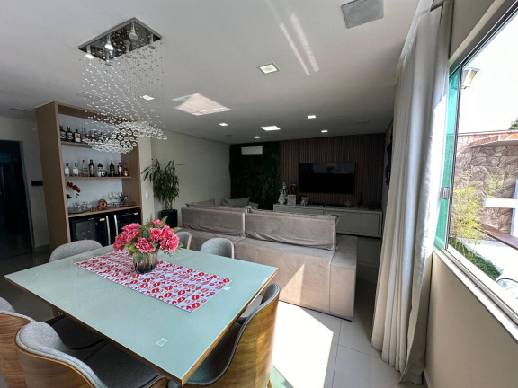 Imagem Casa com 3 Quartos à Venda, 360 m² em Paulo Camilo - Betim Imagem Casa com 3 Quartos à Venda, 360 m² em Paulo Camilo - Betim
