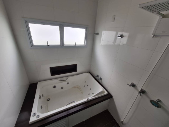 Imagem Casa com 3 Quartos à Venda, 300 m² em Centro - Pouso Alegre Imagem Casa com 3 Quartos à Venda, 300 m² em Centro - Pouso Alegre